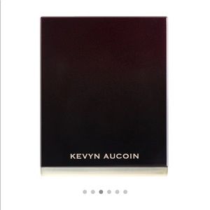 Kevin Aucoin Sensual Powder Foundation